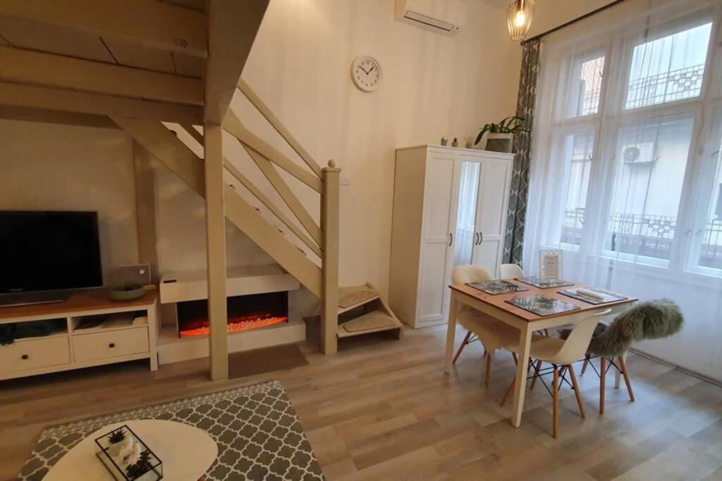 Appartement A In The Heart Of Budapest. Budapest